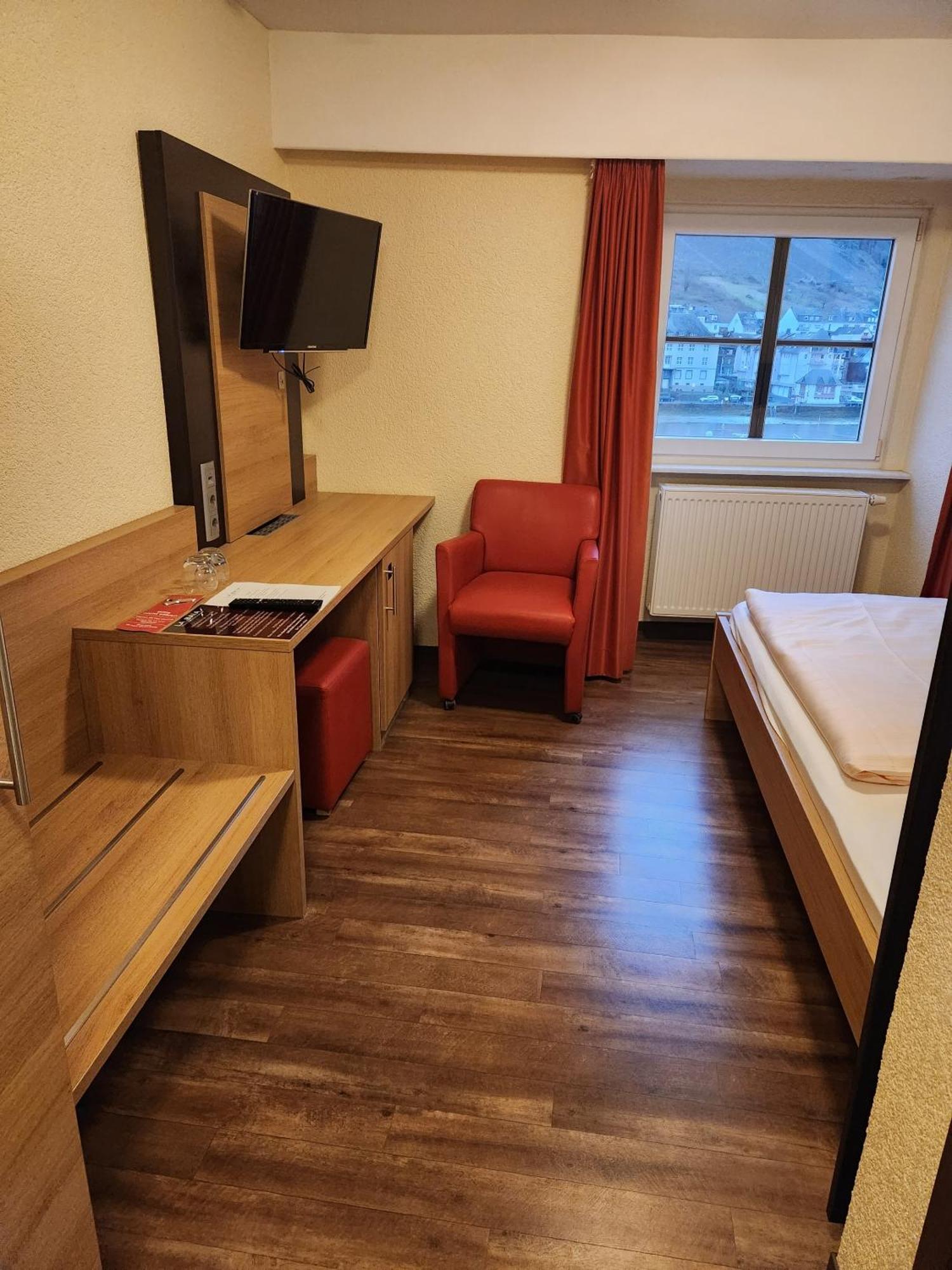 Hotel La Baia Cochem Bilik gambar